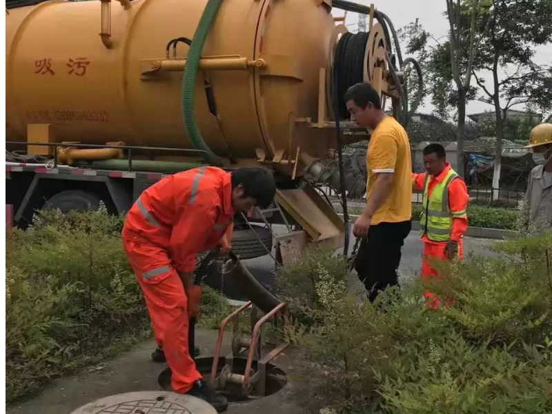 南京鼓楼区宁海路管道疏通，隔油池清理欢迎来电。